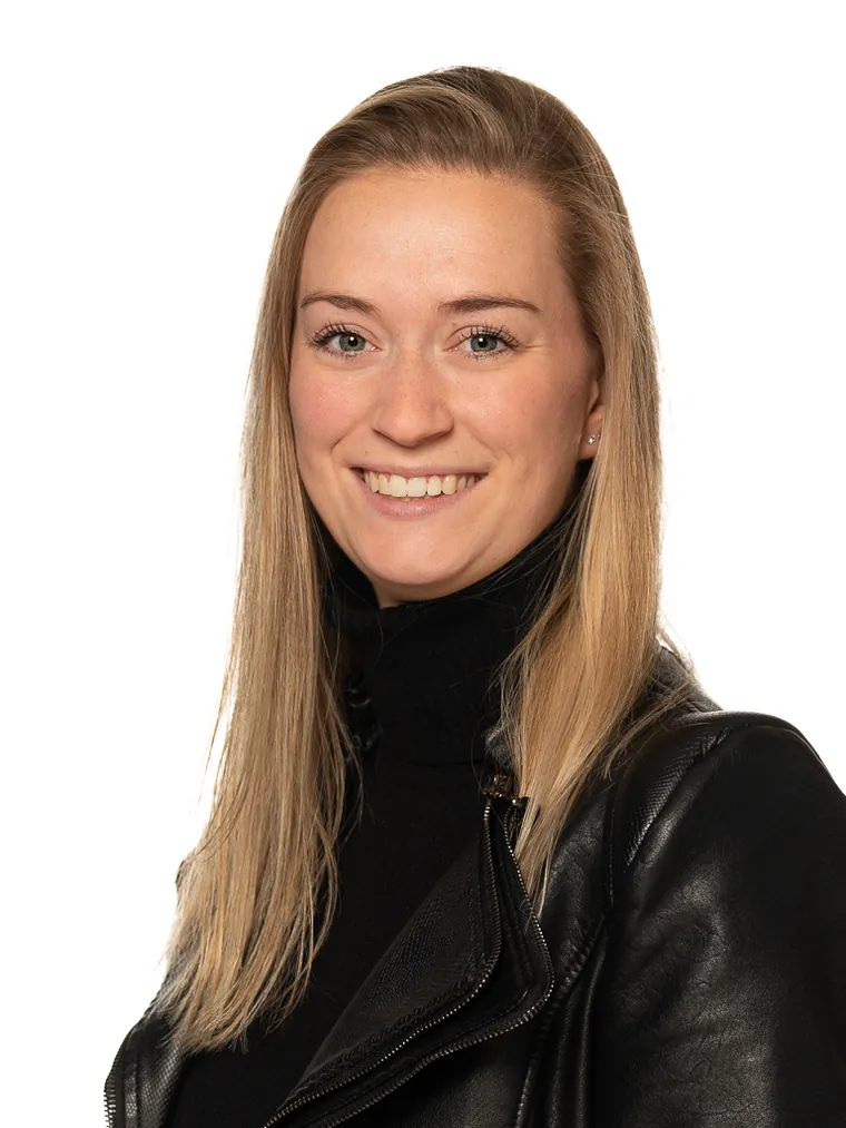 Portretfoto van Sifra Bakker